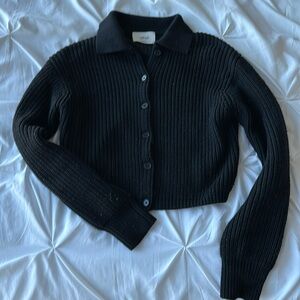 Aritzia Wilfred cropped cardigan. Black, size small. Merino wool